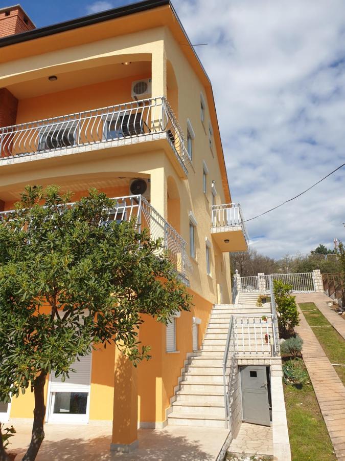 leoalemar Apartment Novi Vinodolski Exterior foto